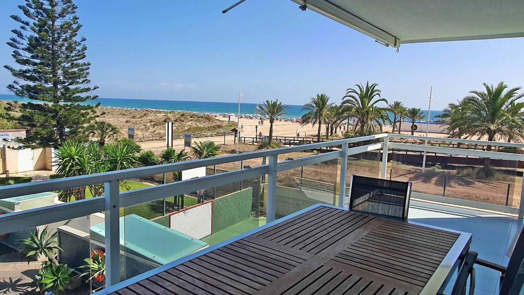 Aigua Blava Primera Linea - Alquiler Solo Familias Playa de Gandia 외부 사진