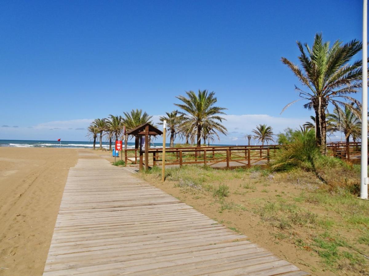 Aigua Blava Primera Linea - Alquiler Solo Familias Playa de Gandia 외부 사진