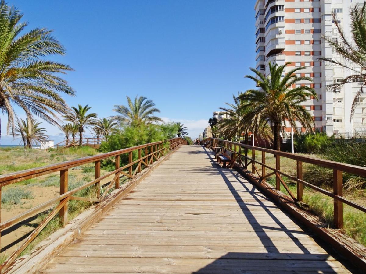 Aigua Blava Primera Linea - Alquiler Solo Familias Playa de Gandia 외부 사진